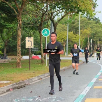 Runner Photo 5690421