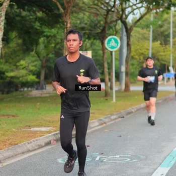Runner Photo 5690430