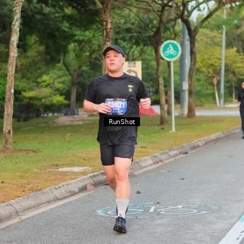 Runner Photo 5690440