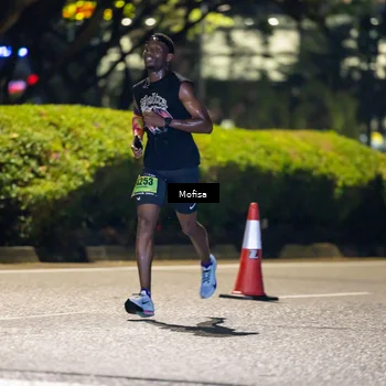 Runner Photo 5691435