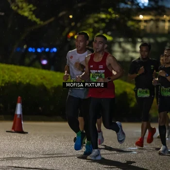 Runner Photo 5691898