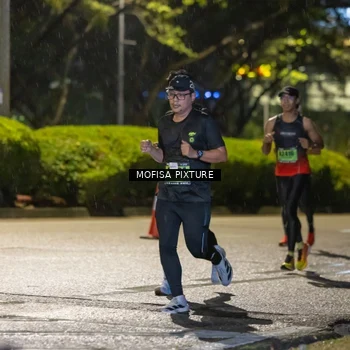 Runner Photo 5692004