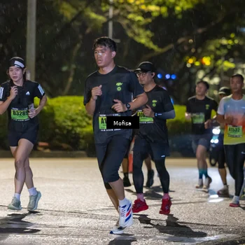 Runner Photo 5692011