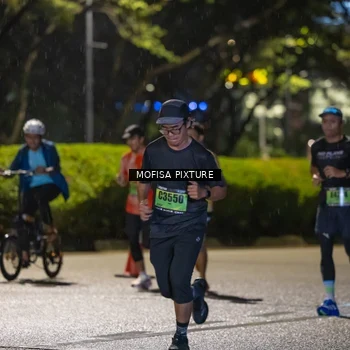 Runner Photo 5692025