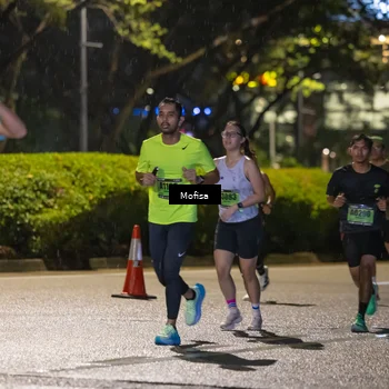 Runner Photo 5692045