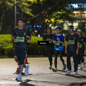 Runner Photo 5692053