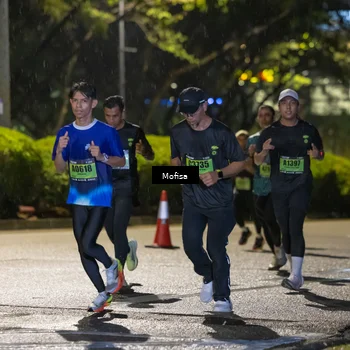 Runner Photo 5692059