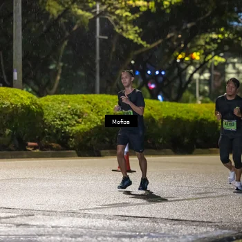 Runner Photo 5692119