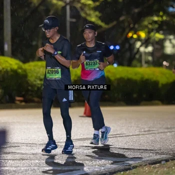 Runner Photo 5692129