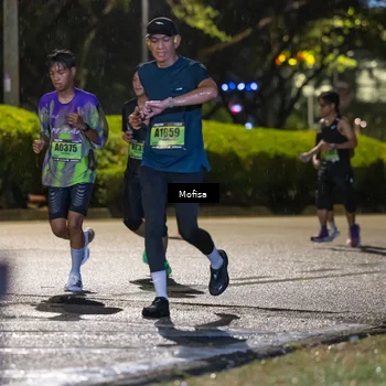 Runner Photo 5692136