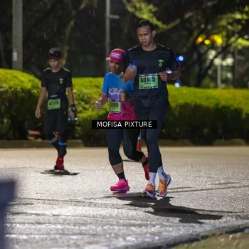 Runner Photo 5692159