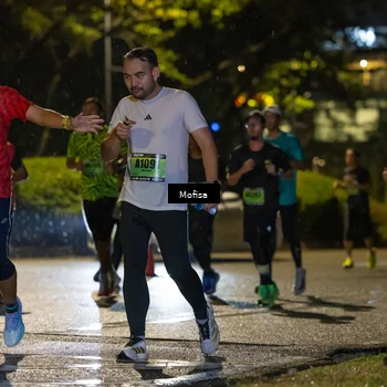 Runner Photo 5692193