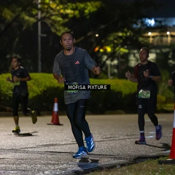 Runner Photo 5692201