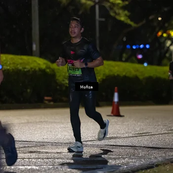 Runner Photo 5692342