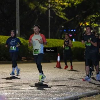 Runner Photo 5692393