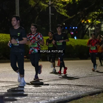 Runner Photo 5692411