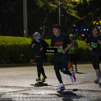 Runner Photo 5692426