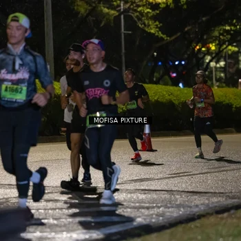 Runner Photo 5692444