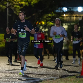 Runner Photo 5692475