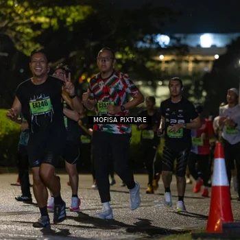 Runner Photo 5692476