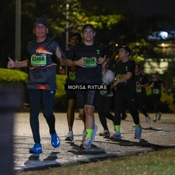 Runner Photo 5692565