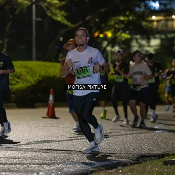 Runner Photo 5692636