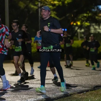 Runner Photo 5692767