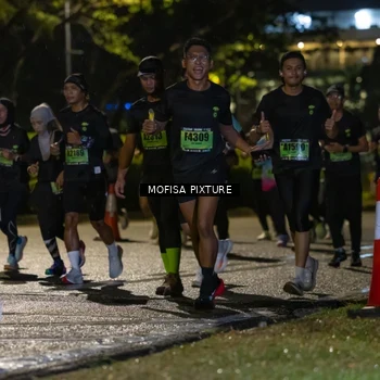 Runner Photo 5692818