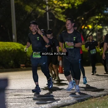 Runner Photo 5692979