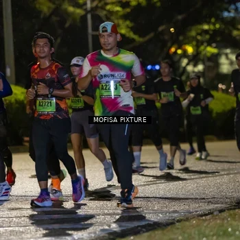 Runner Photo 5692999