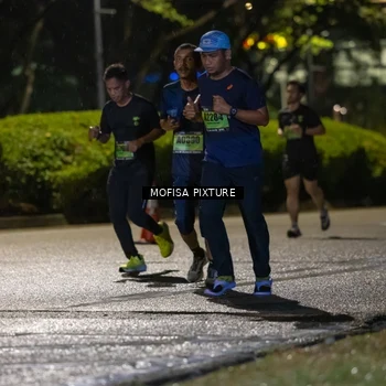Runner Photo 5693035