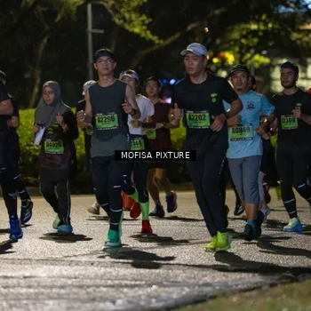 Runner Photo 5693119