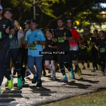 Runner Photo 5693126