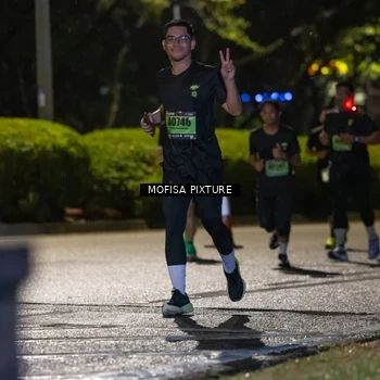 Runner Photo 5693240