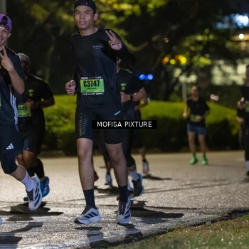 Runner Photo 5693246