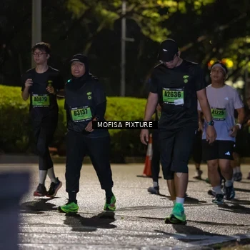 Runner Photo 5693359