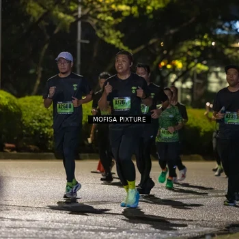 Runner Photo 5693422