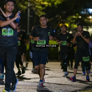 Runner Photo 5693436
