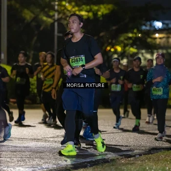 Runner Photo 5693487