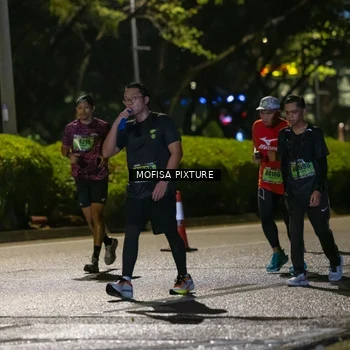Runner Photo 5693729