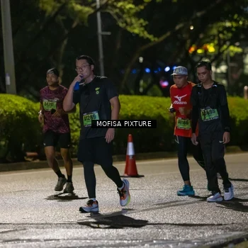 Runner Photo 5693732