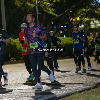 Runner Photo 5693735
