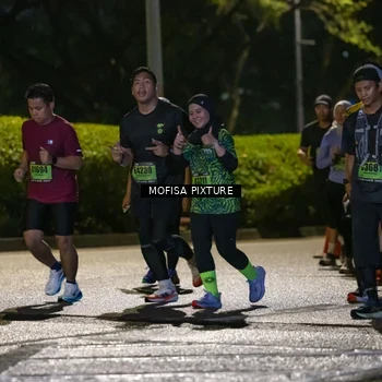 Runner Photo 5693841