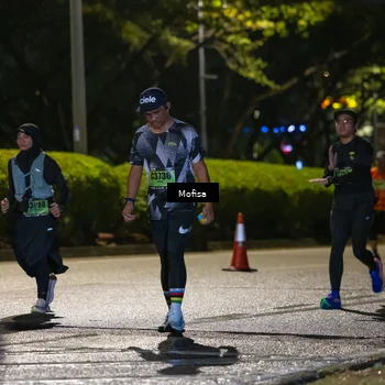 Runner Photo 5693873
