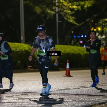 Runner Photo 5693876