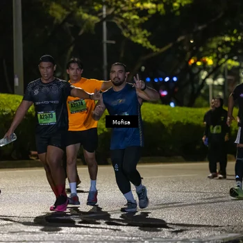 Runner Photo 5694191