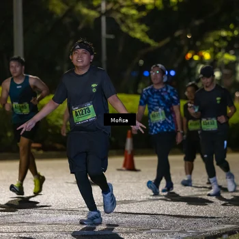Runner Photo 5694211