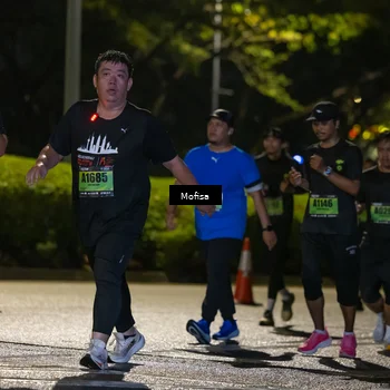 Runner Photo 5694263