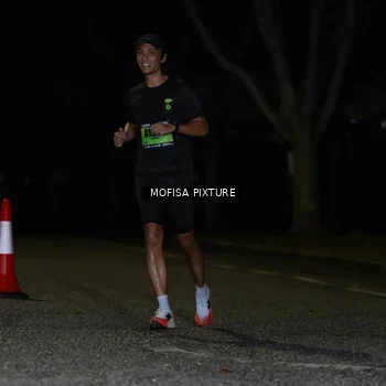 Runner Photo 5694782