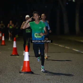 Runner Photo 5694892